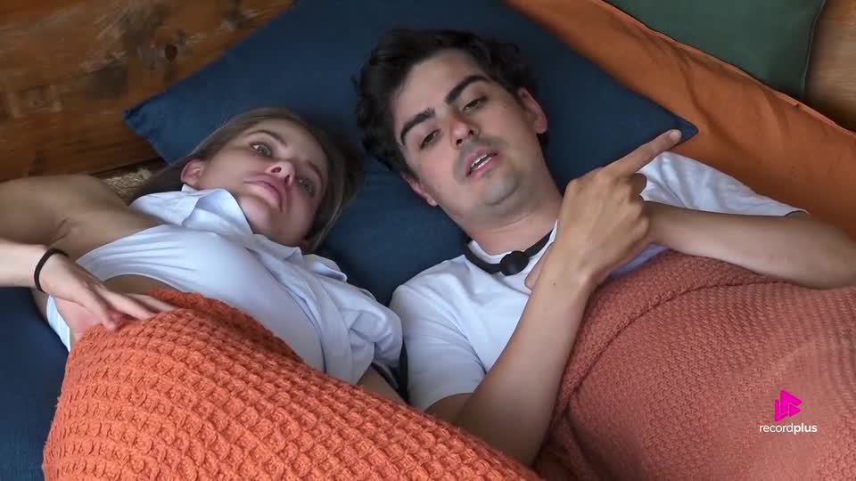 Saory acredita que será alvo do Fazendeiro Wallas: 'Eu vou para a Roça' | A Fazenda 17