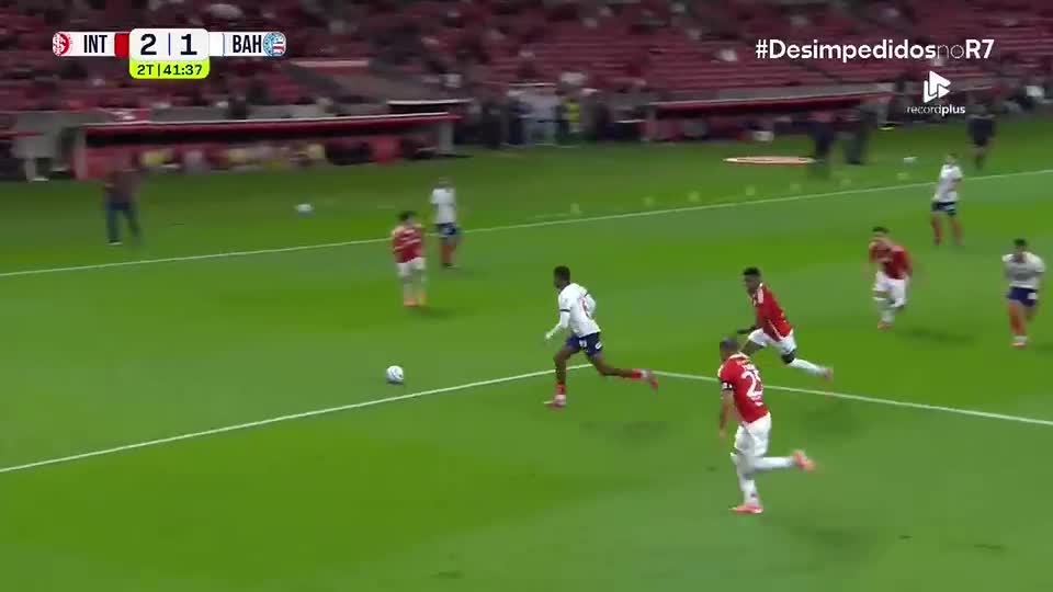 Internacional 2 x 2 Bahia: confira os melhores momentos do jogo pelo Brasileirão