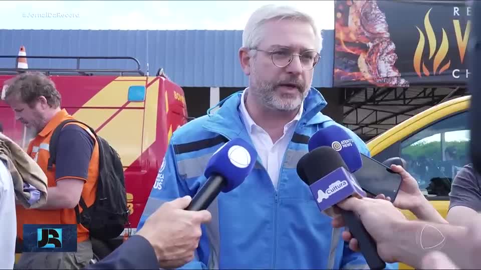 Tornado no PR deixa 6 mortos, mais de mil desabrigados e mobiliza governos federal e estadual