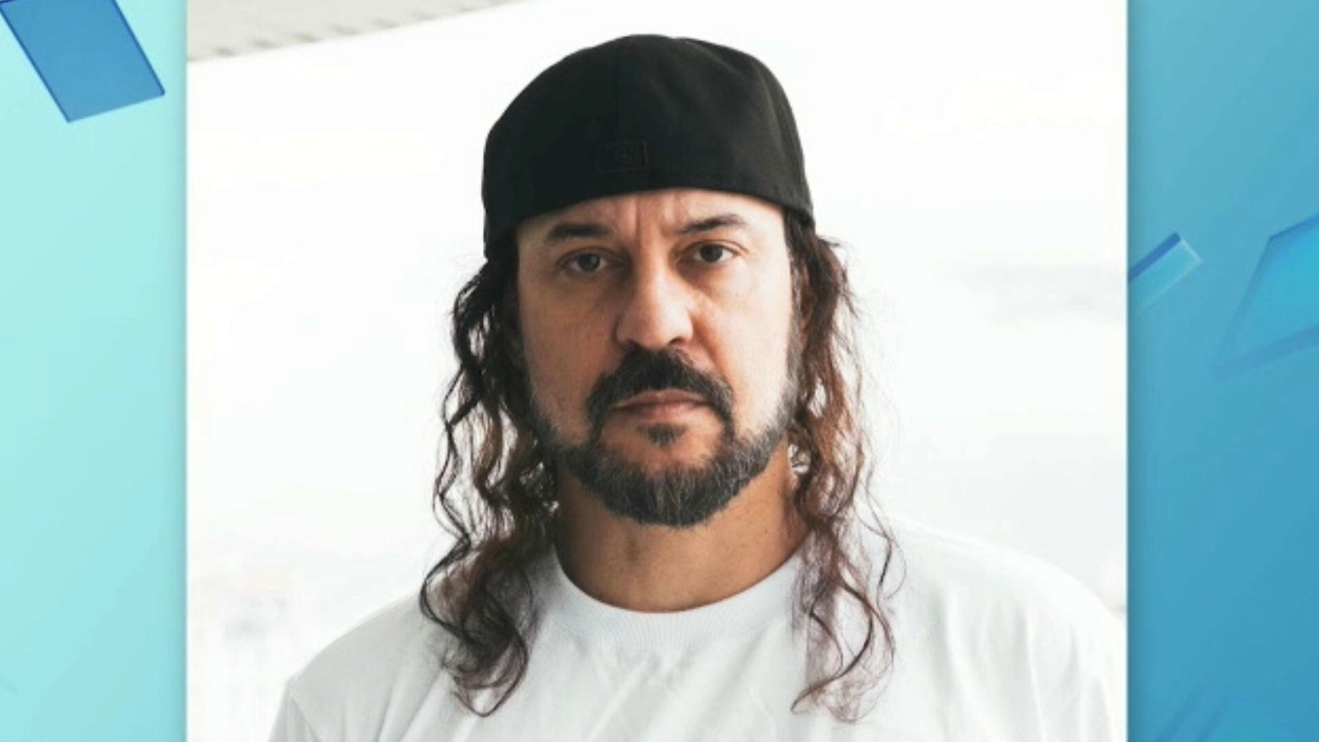 Gabriel, O Pensador processa companhias aéreas após dormir em beliche