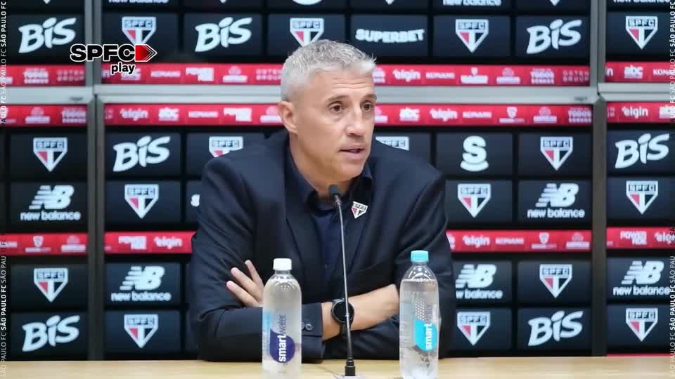 Crespo fala em deixar o São Paulo melhor do que quando ele entrou, e torcida se identifica
