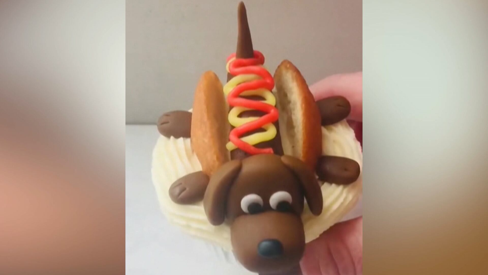 Confeiteira cria cupcakes com decorações criativas