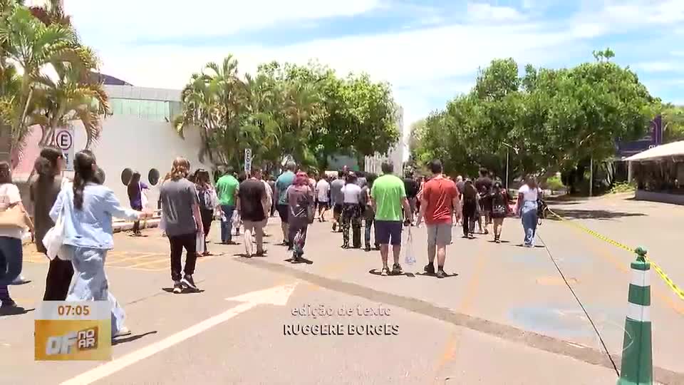 Primeiro dia do Enem discute envelhecimento e tem boa presença de candidatos no DF