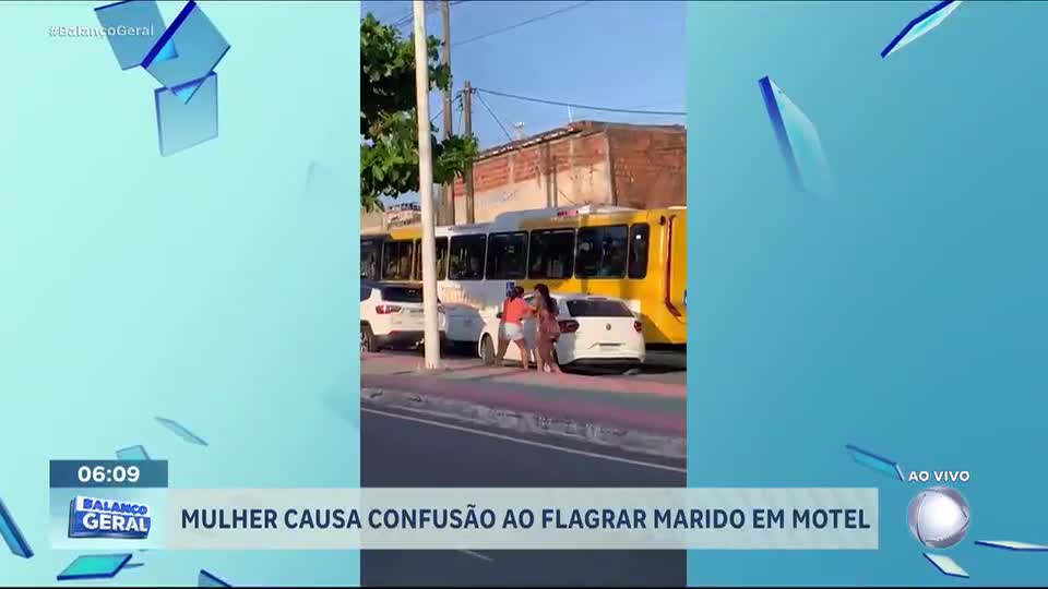 Mulher causa confusão ao flagrar marido saindo de motel com amante