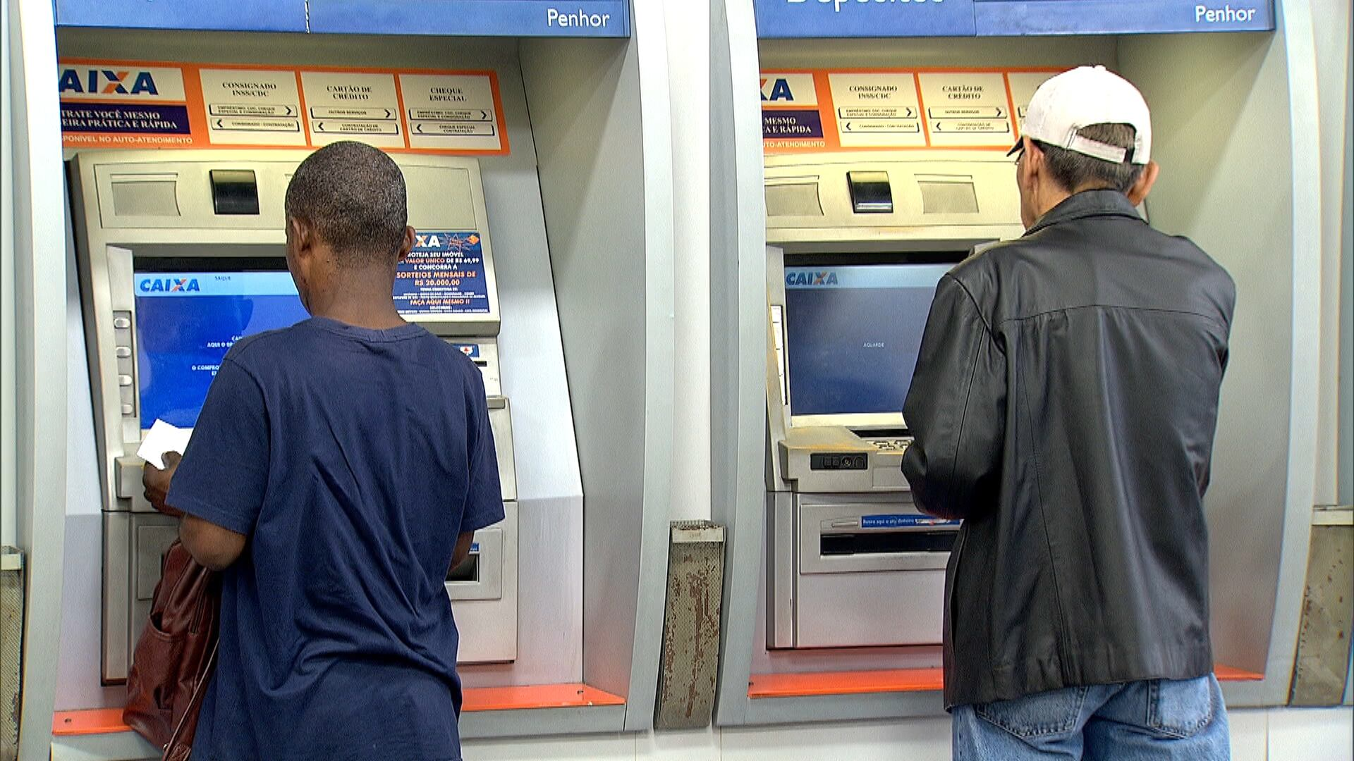 INSS e Caixa suspendem seguro ligado ao crédito consignado