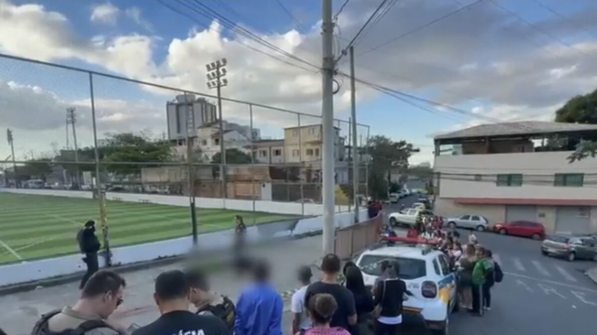 Homem é morto e outro fica ferido após serem alvos de disparos durante jogo de cartas em BH