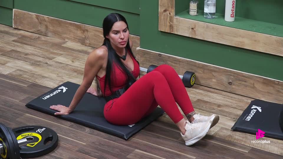 'Não é meu amigo nem aliado': Tàmires cai na real sobre Dudu | A Fazenda 17