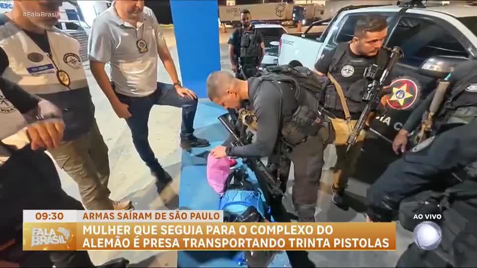 Mulher é presa com arsenal a caminho do Rio de Janeiro