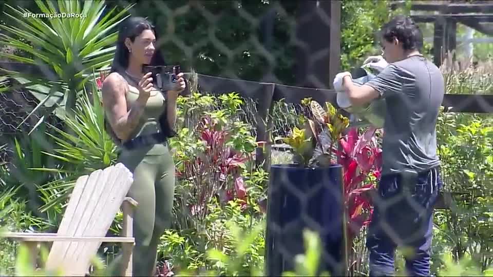 Dudu comenta relação com Saory: 'A vida nos surpreende' | A Fazenda 17