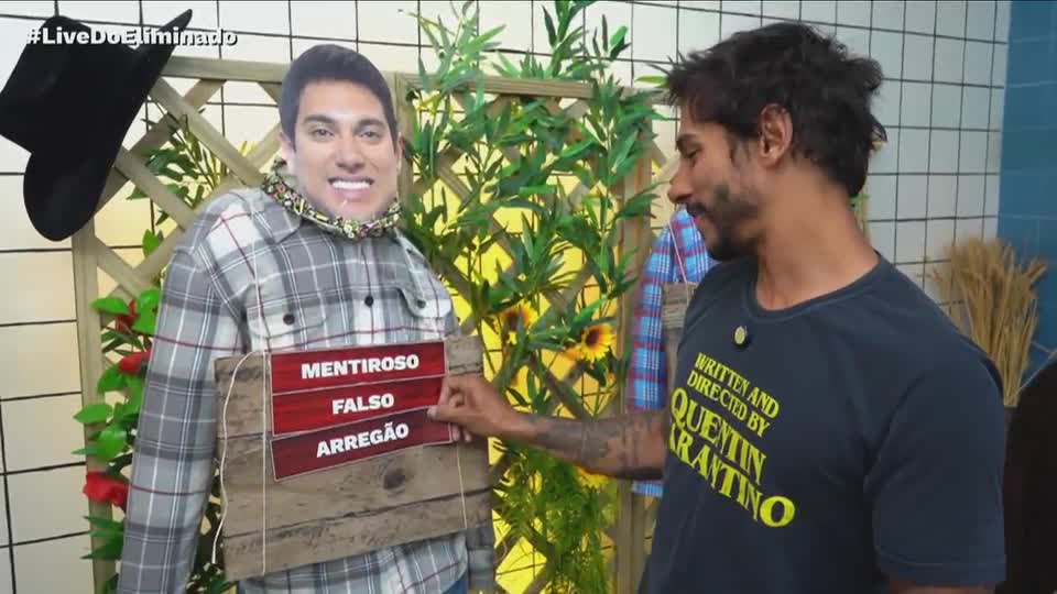 'Insuportável e mentiroso': Shia distribui plaquinhas para Martina e Will | A Fazenda 17