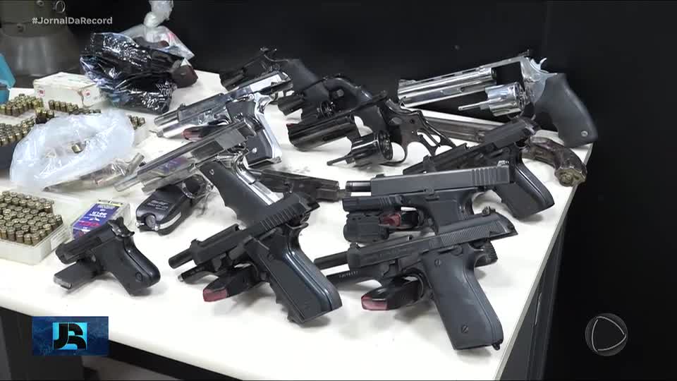 Polícia prende seis suspeitos de fabricar e vender armas ilegais no Rio de Janeiro e no Paraná