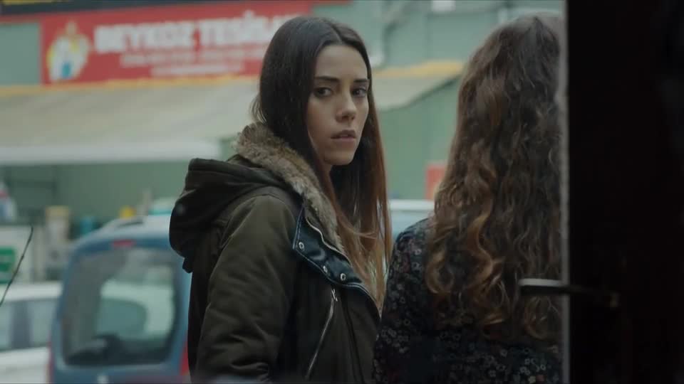 Zeynep precisa tomar uma difícil decisão | Mãe