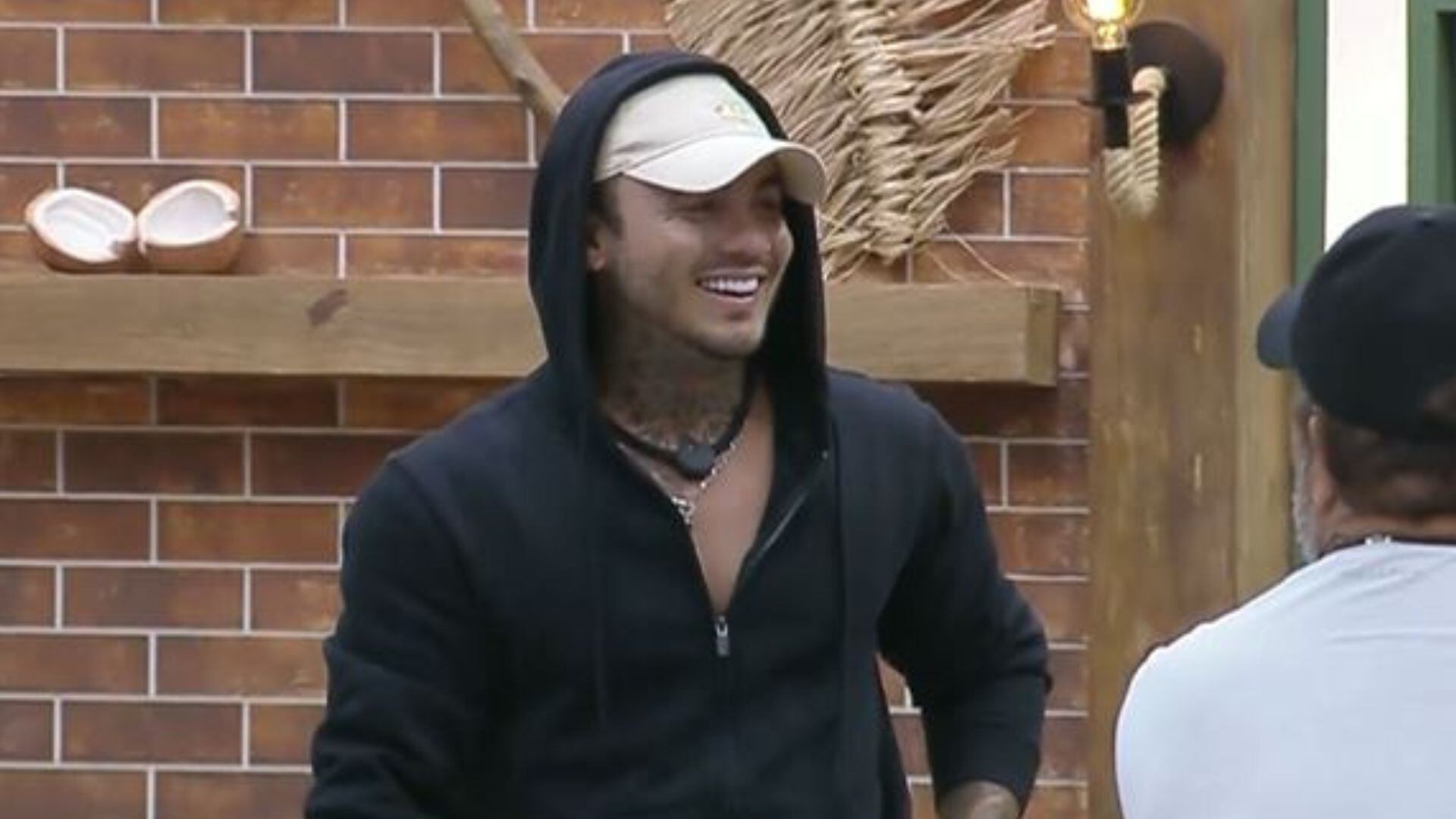 Wallas e Matheus 'precisam se cuidar' após vitória de Saory em Prova do Fazendeiro