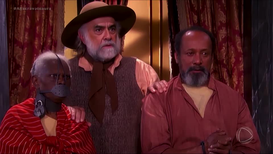 Leôncio faz novos planos para atacar o quilombo enquanto maltrata Joaquina | A Escrava Isaura