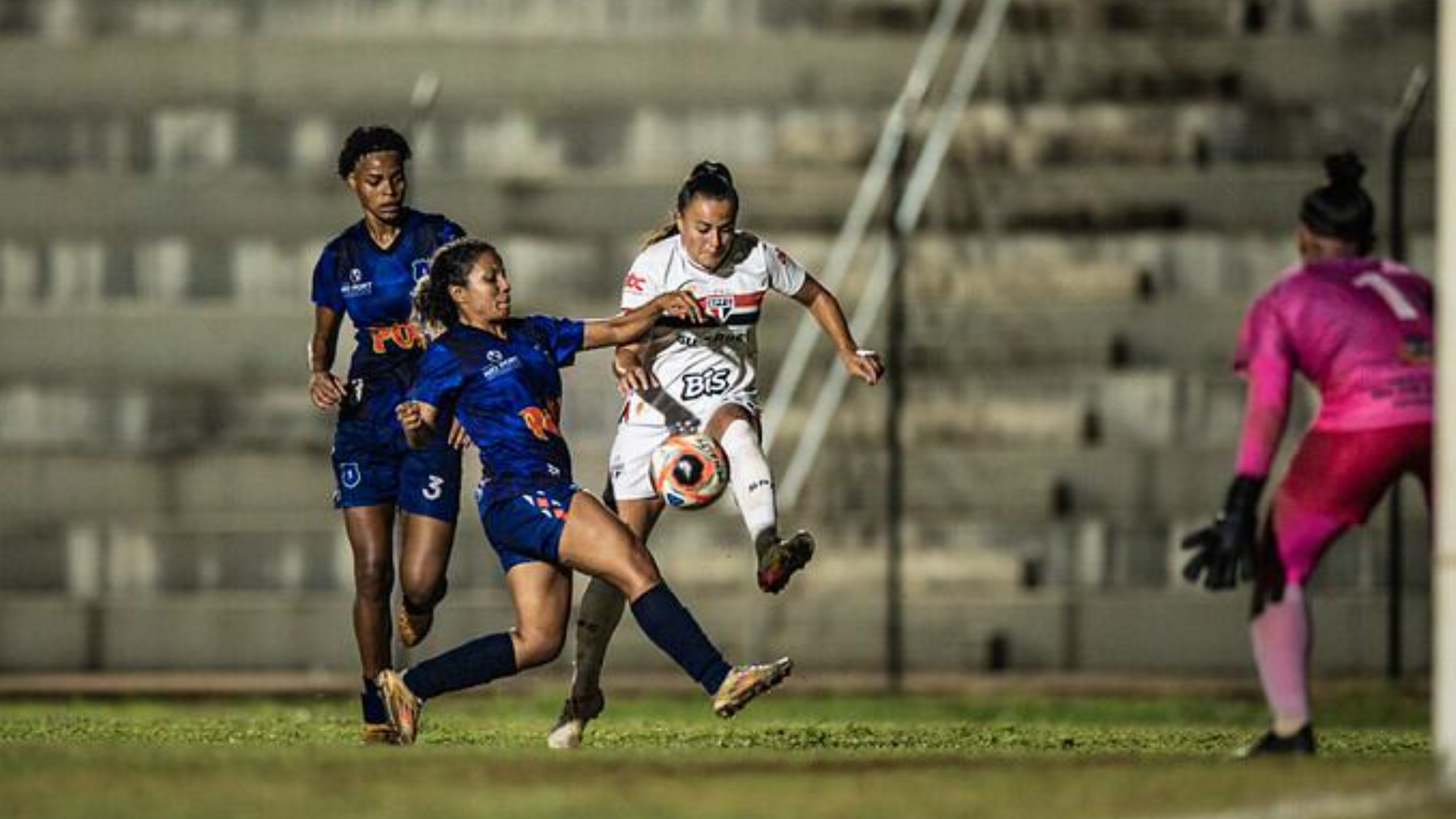 São Paulo goleia Realidade Jovem e se aproxima da classificação; veja os melhores momentos