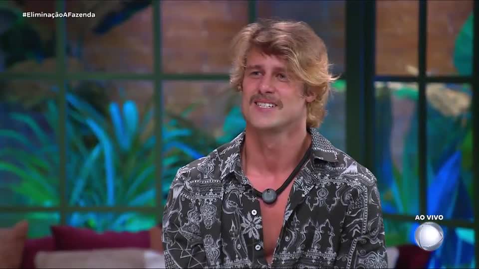 Matheus Martins é eliminado de A Fazenda 17