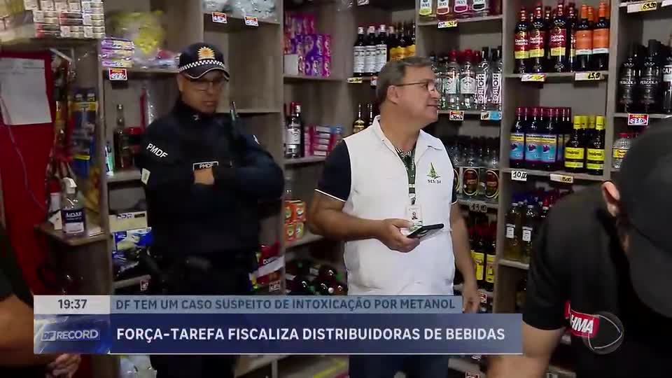 Vigilância sanitária intensifica fiscalização de bebidas no DF após caso suspeito de contaminação