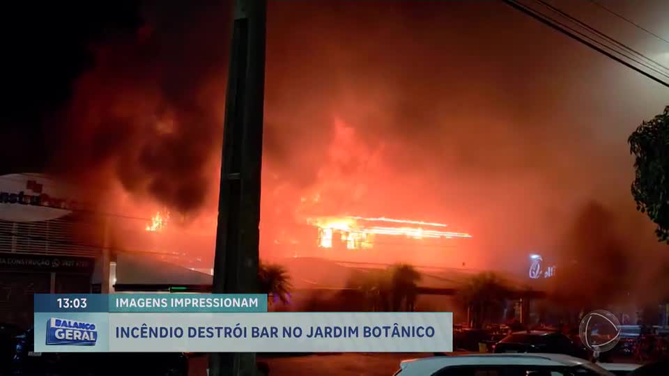 Incêndio destrói bar no Jardim Botânico (DF) e mobiliza bombeiros