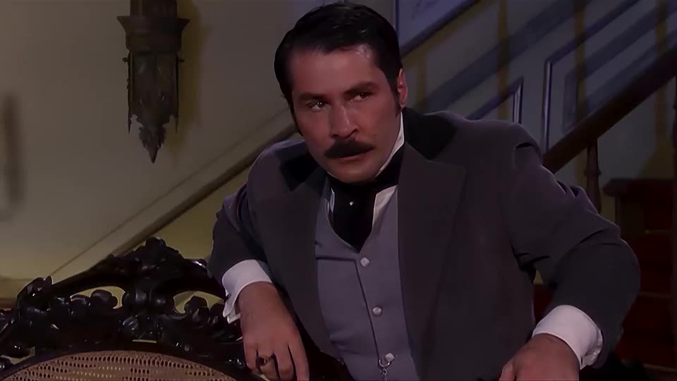 Raimundo entrega remédio para enlouquecer Leôncio | A Escrava Isaura