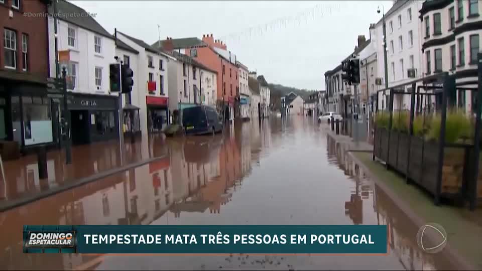 Tempestade mata três pessoas em Portugal e provoca série de inundações no Reino Unido