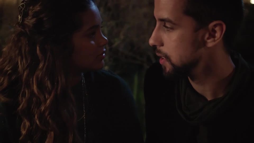 Amnon diz que precisa fazer uma confissão para Tamar | Reis