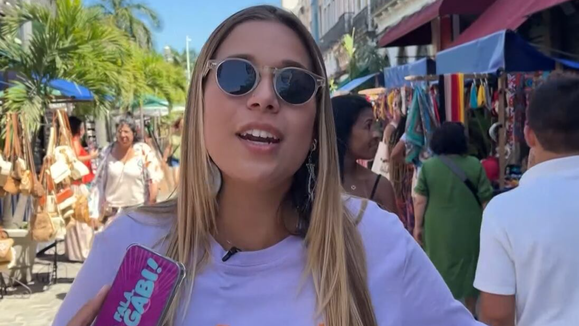 Gabi Marques visita a tradicional e criativa Feira do Lavradio no coração do Rio de Janeiro