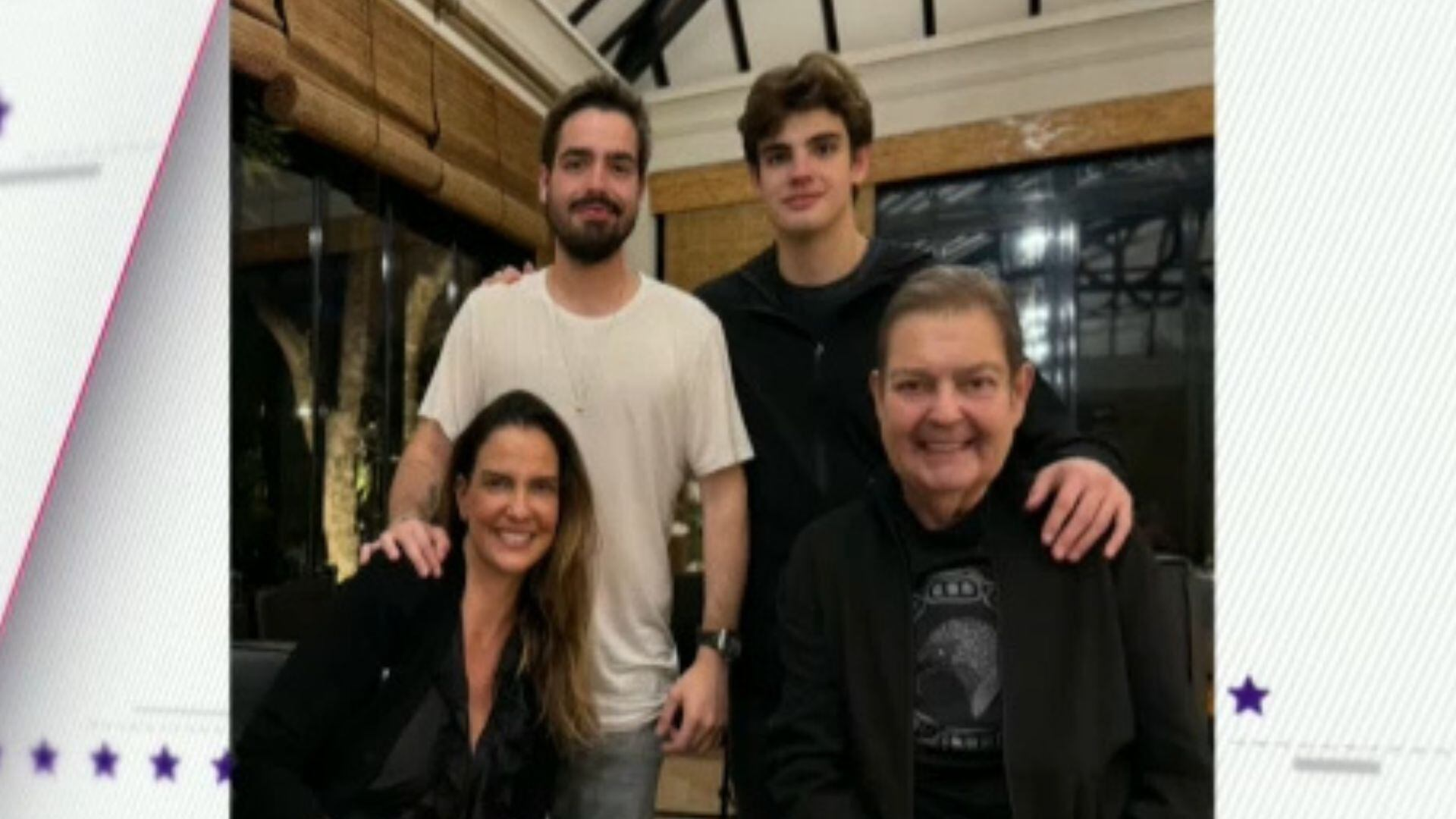 Faustão aparece sorridente em comemoração dos 24 anos de casamento com Luciana Cardoso