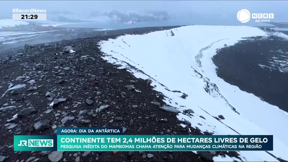 Antártica tem 2,4 milhões de hectares livres de gelo