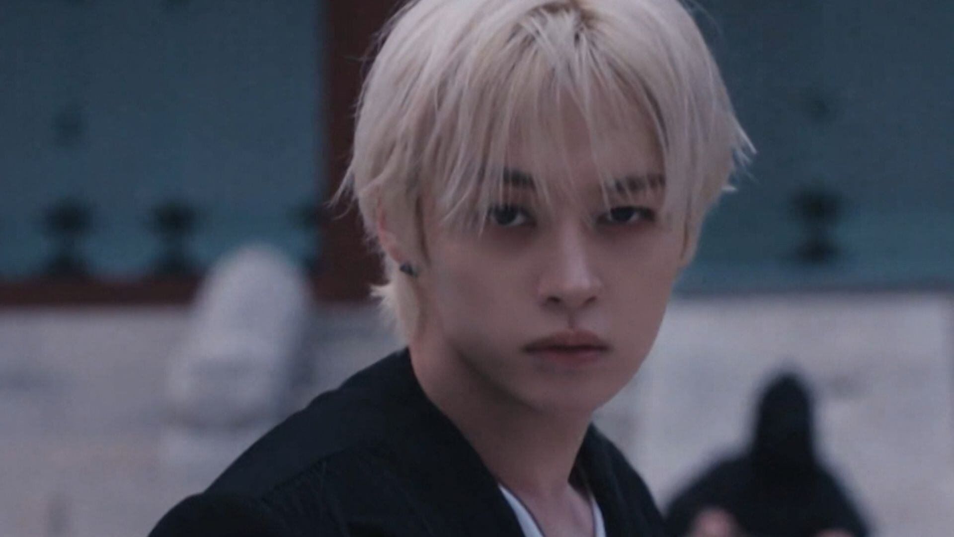 Grupo de k-pop alcança o topo das paradas com novo hit