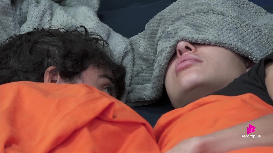 Dudu tenta fazer as pazes com Saory e deseja boa sorte na Roça | A Fazenda 17