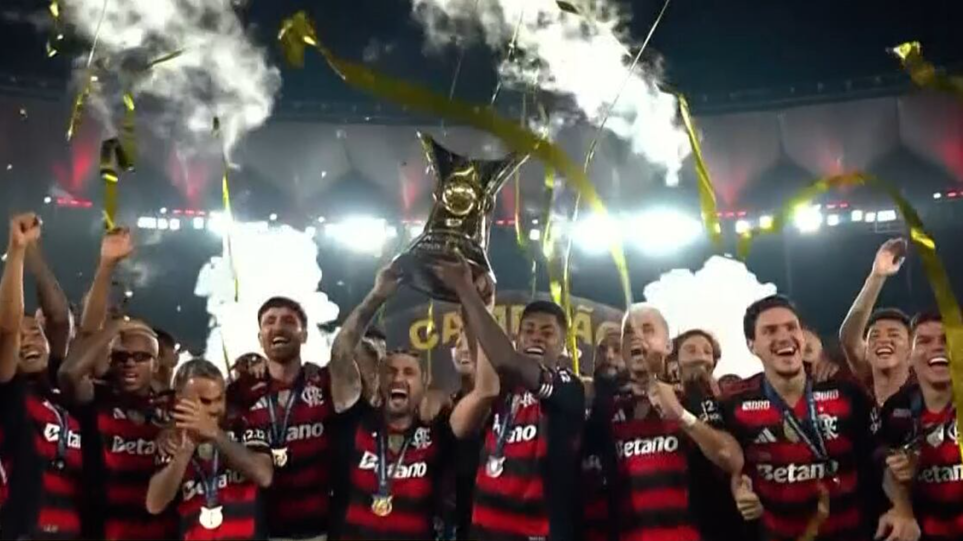 Após conquista da Libertadores, Flamengo é campeão brasileiro e já foca na Copa Intercontinental
