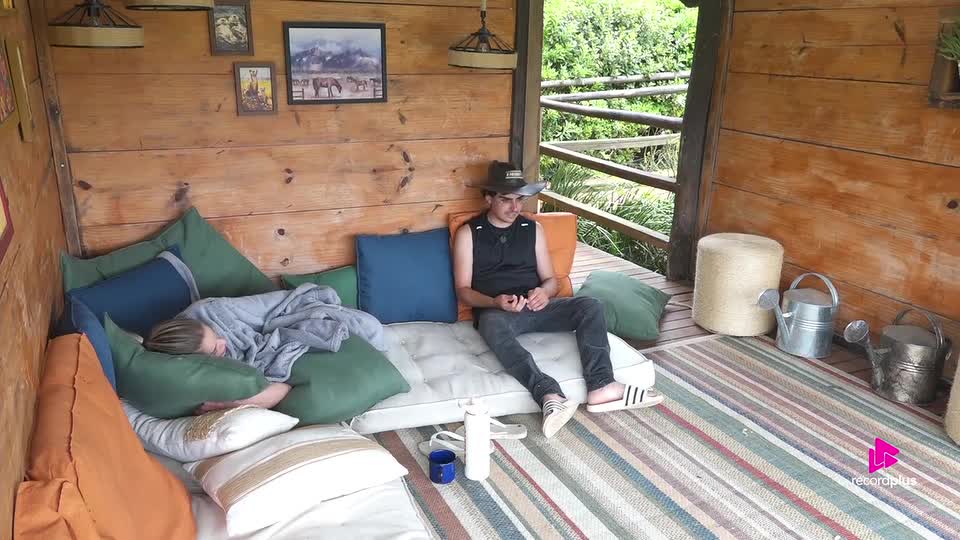 Saory elege Dudu como único arrependimento em A Fazenda 17: 'Deveria ter vergonha do homem que é'