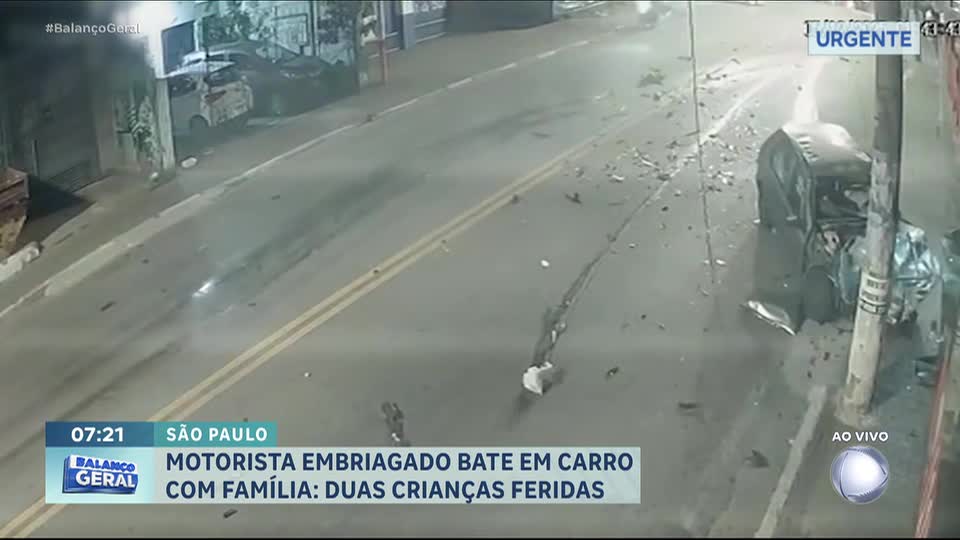 Motorista embriagado bate em carro com família e deixa duas crianças feridas