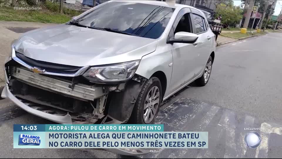 Carro é arrastado por caminhonete e motorista pula do veículo em movimento em Barueri (SP)