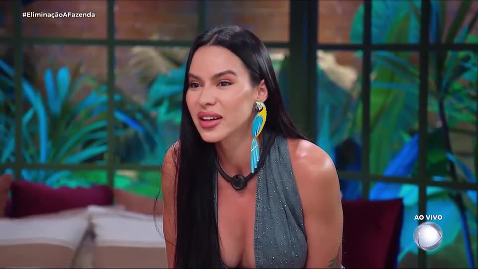 Tàmires Assîs é eliminada de A Fazenda 17