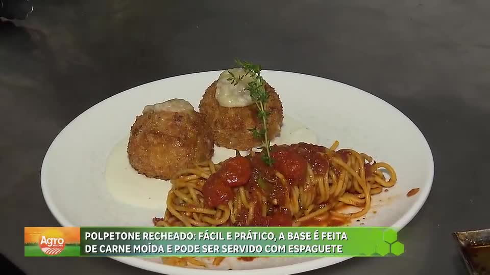 Chef ensina polpetone recheado com queijo em receita prática e saborosa