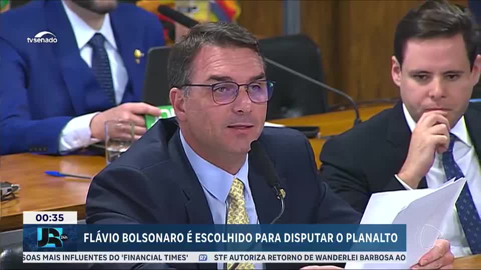 Flávio Bolsonaro é nomeado candidato à presidência da República para 2026 pelo PL