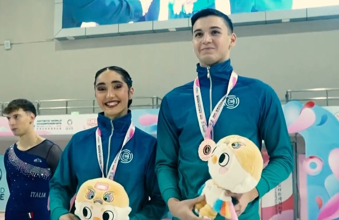 Dupla carioca de patinadores conquista o bronze no Mundial na China