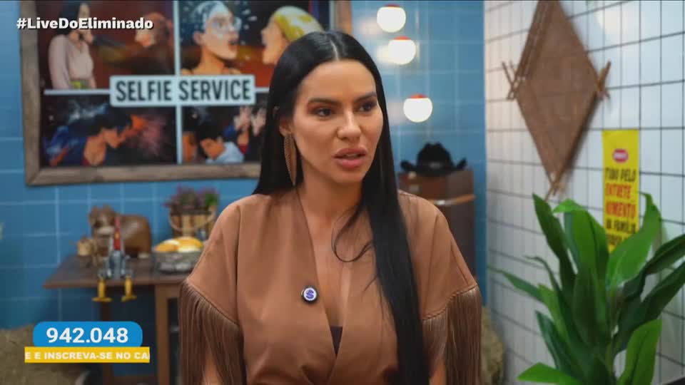 Live do Eliminado: Assista à íntegra do Selfie Service com Tàmires Assîs | A Fazenda 17