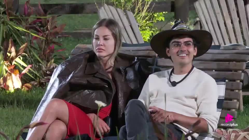 Carol e Dudu relembram primeira punição proposital de Yoná: 'Não conhecia a sirene' | A Fazenda 17