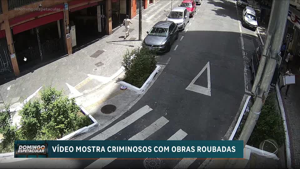 Roubo na biblioteca Mário de Andrade: imagens revelam ação dos suspeitos na manhã deste domingo (7)