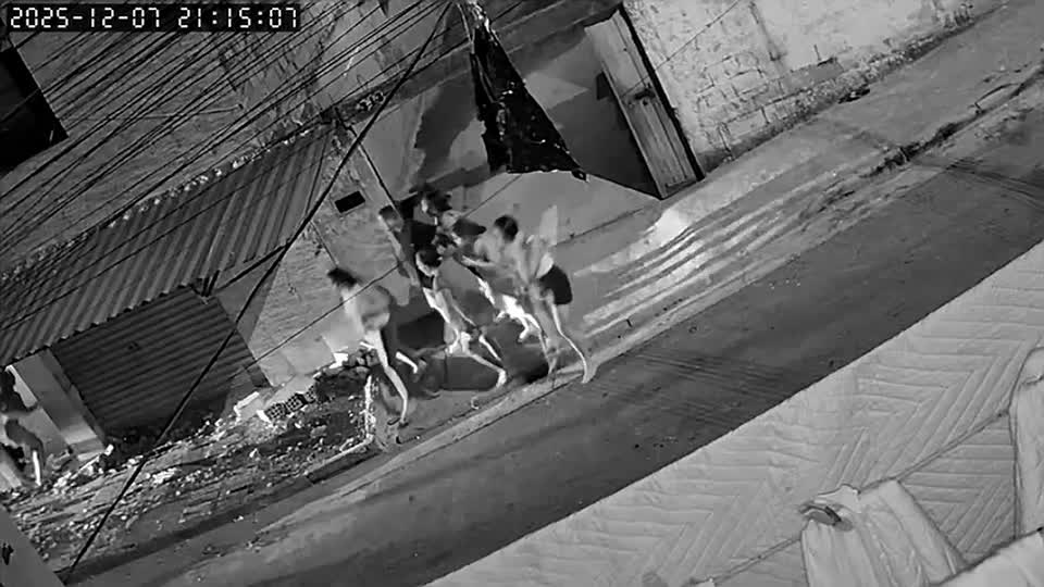 Vídeo mostra momento que adolescente perde controle da direção, atropela e mata criança na Grande BH