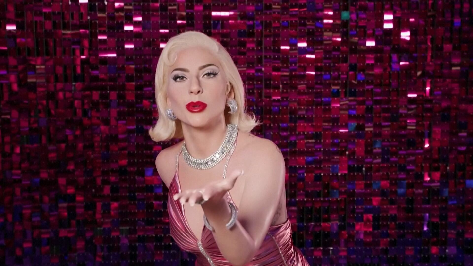 Madame Tussauds inaugura nova escultura em homenagem a Lady Gaga