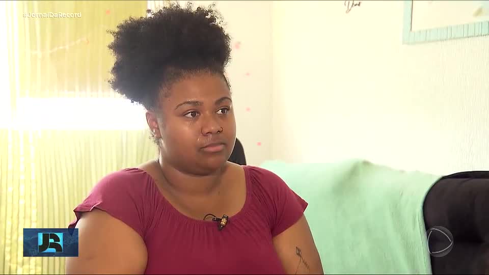 Funcionária de loja de departamento denuncia chefe por injúria racial em Porto Alegre (RS)