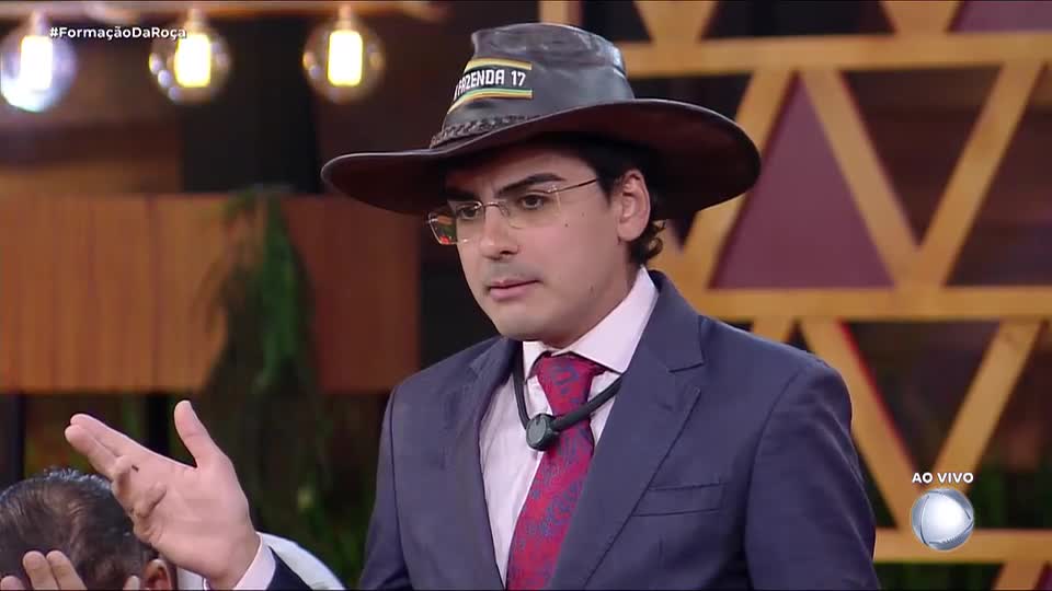 Dudu Camargo indica Toninho Tornado à Roça | A Fazenda 17