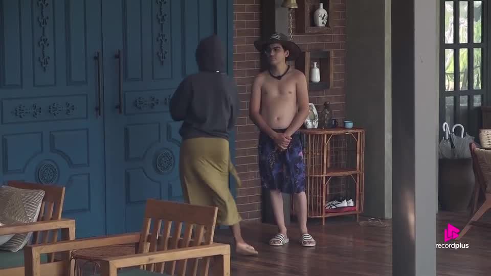 Com apoio de Dudu, Carol planeja protesto contra Duda e Mesquita | A Fazenda 17