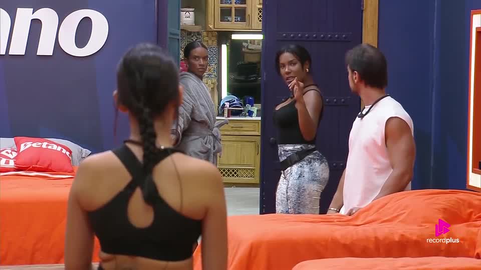 Saory se irrita com Duda e Mesquita | A Fazenda 17