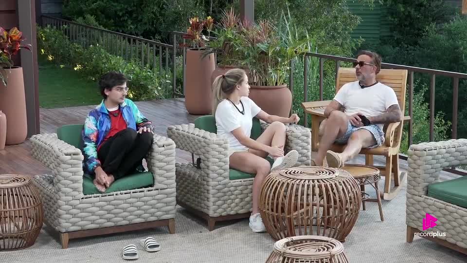 Fabiano diz que 'faltou autocontrole' de Carol em relação a Duda | A Fazenda 17