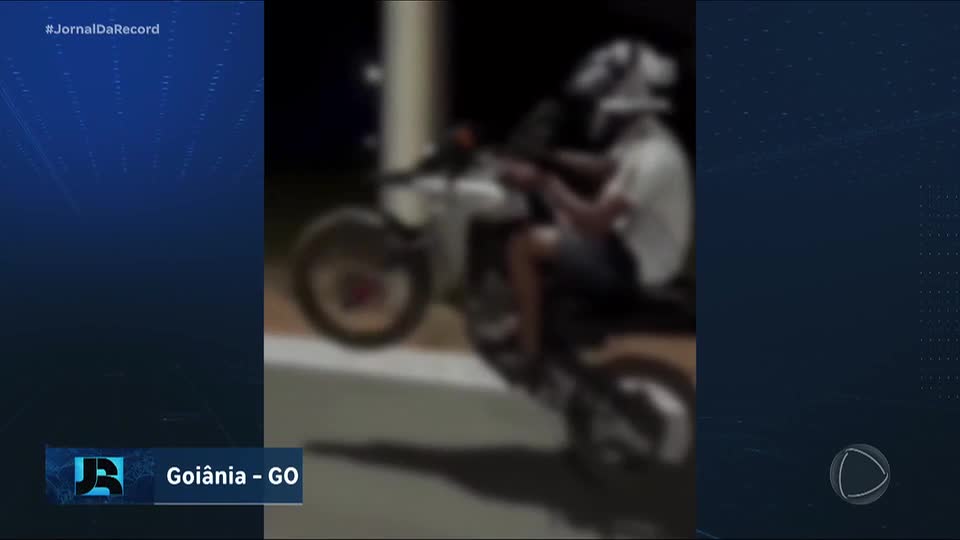 Minuto JR: quatro homens são presos suspeitos de realizar manobras com motos em Goiânia (GO)