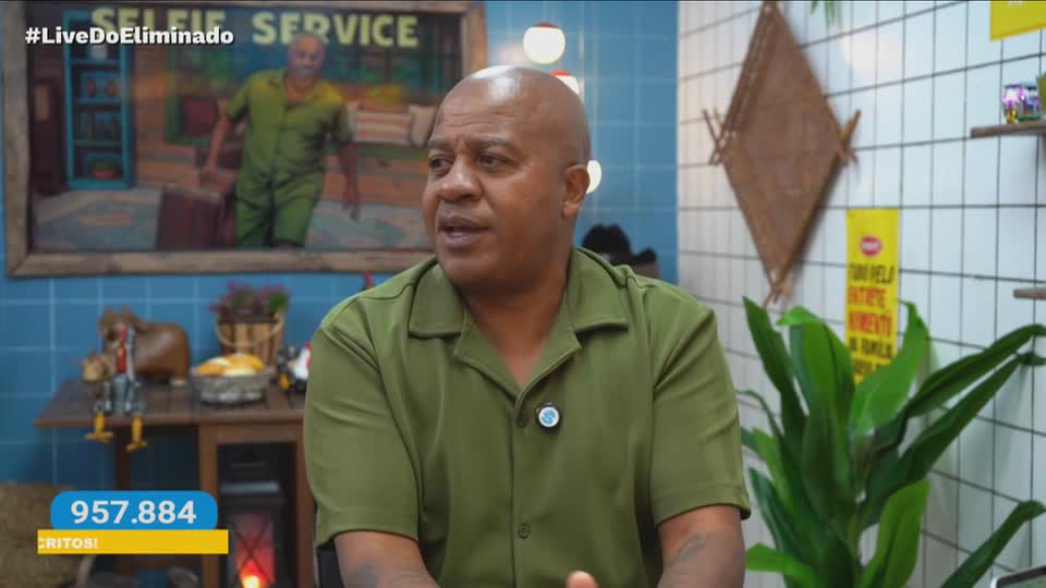 Live do Eliminado: Assista à íntegra do Selfie Service com Toninho Tornado | A Fazenda 17